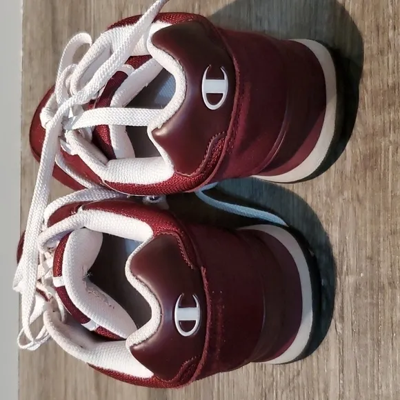 🔆🔅 CHAMPION LACE UP