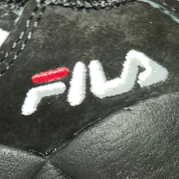 ( )FILA Stackhouse Spaghetti Sneakers