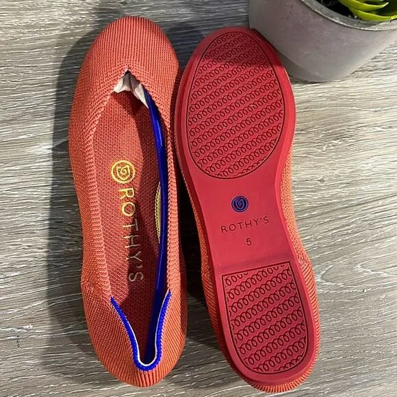 - Rothy’s round toe copper size 5 woman’s flat shoes