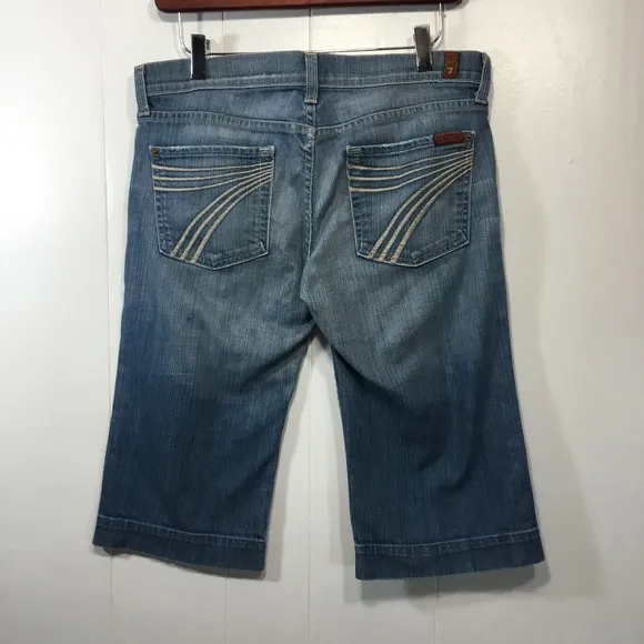 7 For All Mankind dojo Bermuda shorts size 28