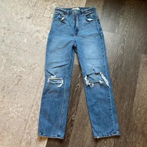Abercrombie &amp; Fitch The Ankle Straight Ultra High Rise Jeans Sz 26/ 2R  Preowned