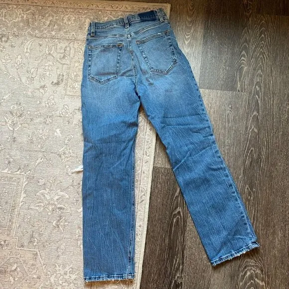 Abercrombie &amp; Fitch The Ankle Straight Ultra High Rise Jeans Sz 26/ 2R  Preowned