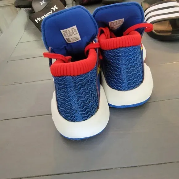Adidas Blue &amp; Red Youth Boys Pro Vision Captain Marvel Comfort Shoes Siz…