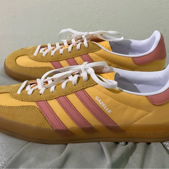 Adidas Gazelle Men's Tan and Pink Shoes