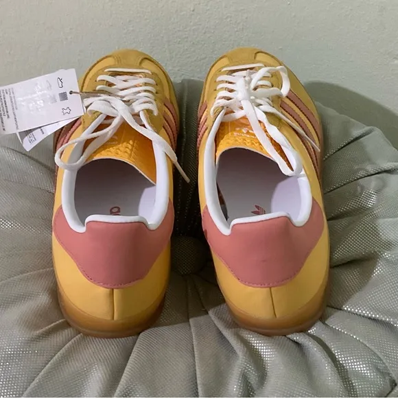 Adidas Gazelle Men's Tan and Pink Shoes