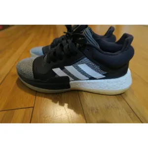 Adidas Marquee Boost Low Basketball Shoes D96932 Black Gum Men's Size 8.5