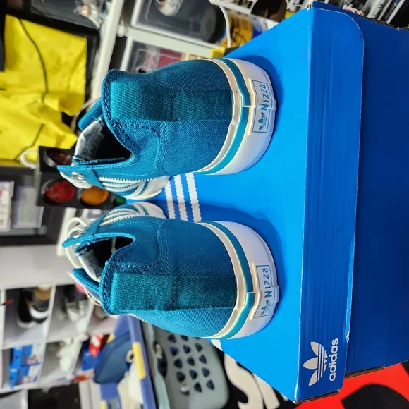 Adidas Mens Nizza Blue Sneakers
