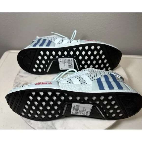Adidas Mens Sneakers NMD_R1 V2 Shoes Size 10.5 Left 11 right New Blue