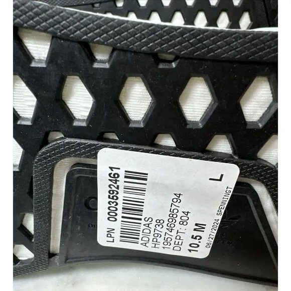 Adidas Mens Sneakers NMD_R1 V2 Shoes Size 10.5 Left 11 right New Blue