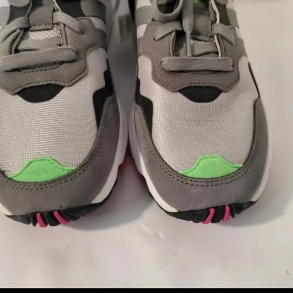 Adidas Original Yung-96 Men's Sneakers Size 9.5 M- F35020 Nwt Gray Pink