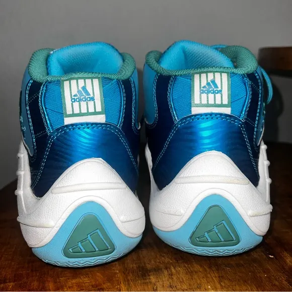 Adidas Real Deal Turquoise/Grey Kobe Basketball Shoes Size 10 Men’s Teal Aqua
