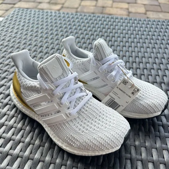 Adidas UltraBoost 4.0 DNA White Gold Women's Athletic Shoes FZ4009 Size 5.5