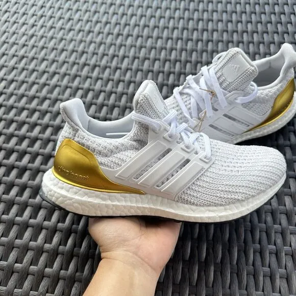 Adidas UltraBoost 4.0 DNA White Gold Women's Athletic Shoes FZ4009 Size 5.5