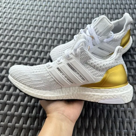 Adidas UltraBoost 4.0 DNA White Gold Women's Athletic Shoes FZ4009 Size 5.5