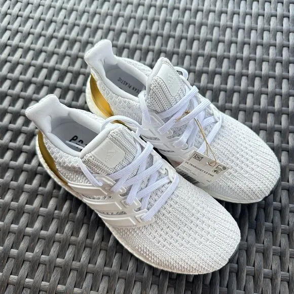 Adidas UltraBoost 4.0 DNA White Gold Women's Athletic Shoes FZ4009 Size 5.5