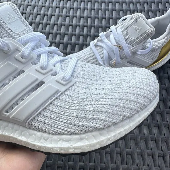 Adidas UltraBoost 4.0 DNA White Gold Women's Athletic Shoes FZ4009 Size 5.5