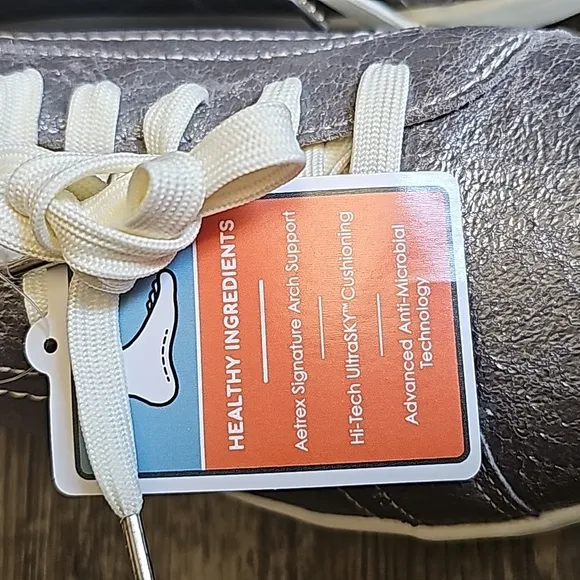 aetrex Blake‎ Comfort Sneakers Size 9/9.5 Cozy Silver