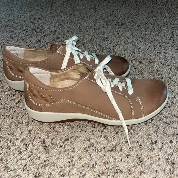 Aetrex Dana - Sneakers Warm Brown Size US 8.5 EUR 39