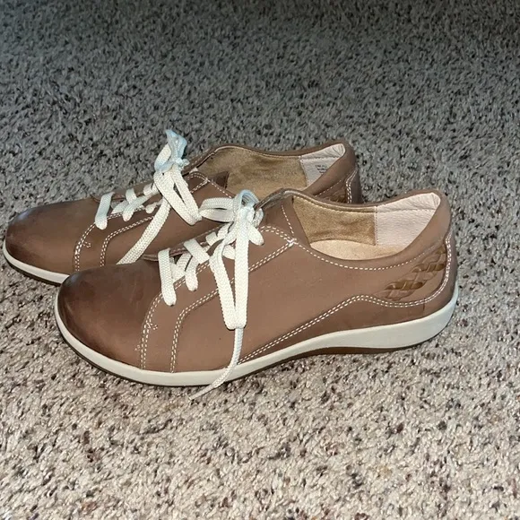 Aetrex Dana - Sneakers Warm Brown Size US 8.5 EUR 39