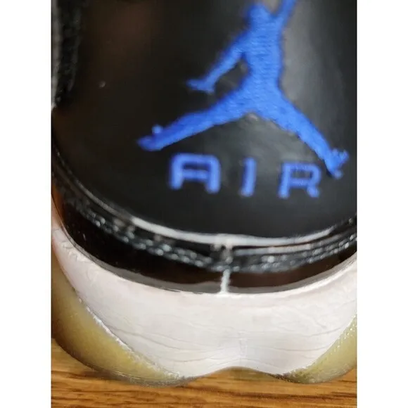 Air Jordan 6 Rings Space Jam Sneakers