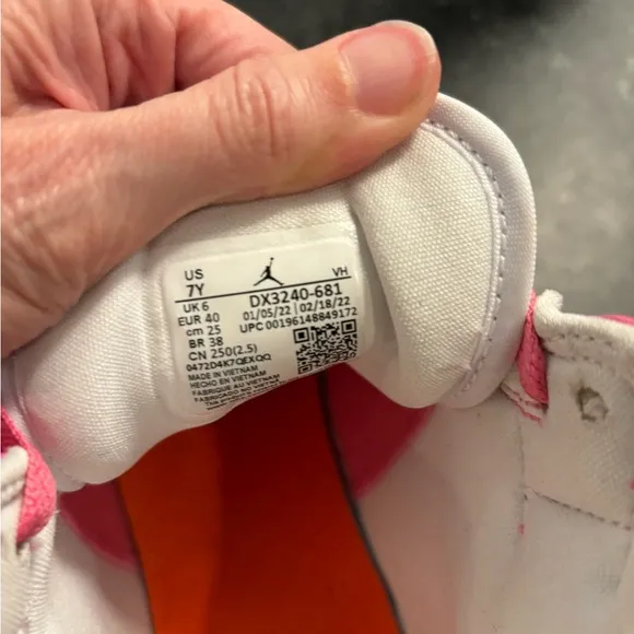 Air Jordan MID Pink and Orange Sneakers Vibrant Mid-Top Design