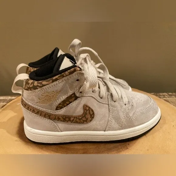 Air Jordan RETRO 1 MID SE BROWN ELEPHANT (PS) DZ5370-102 Preschool Size 12C