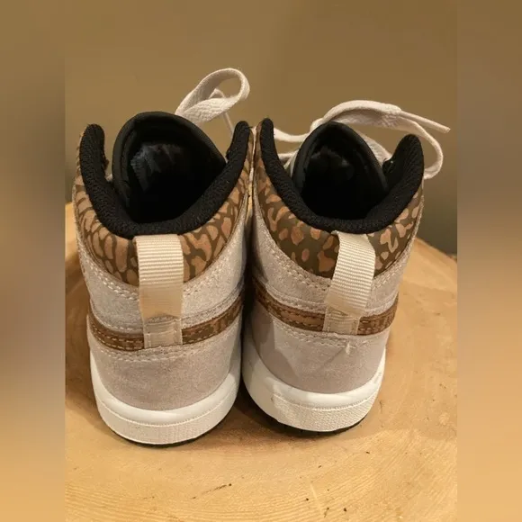 Air Jordan RETRO 1 MID SE BROWN ELEPHANT (PS) DZ5370-102 Preschool Size 12C