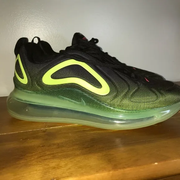 Air max 720 retro future  sneakers/shoes