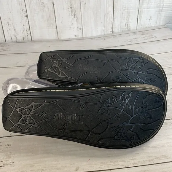 Alegria NWOT Victoriah Dynomite Shiny Adjustable Leather Slide Sandals