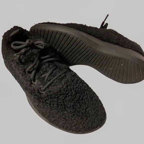 Allbirds Wool Dasher Fluffs Sneakers Black Size 11