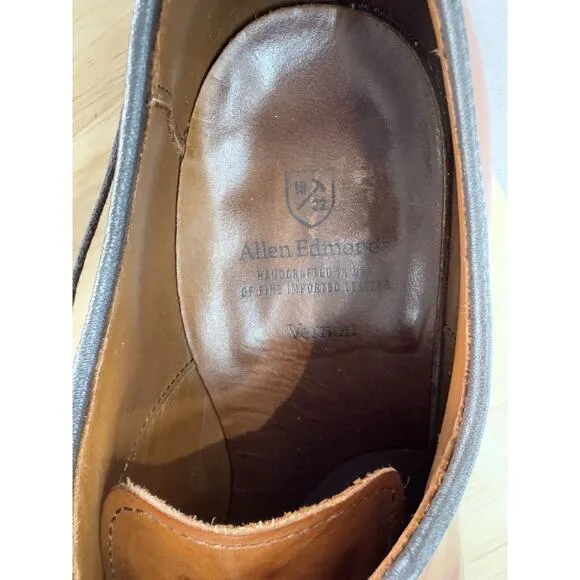 Allen Edmonds Men's 11.5E Vernon Cap Toe Oxford Shoes Walnut Brown Dainite Soles