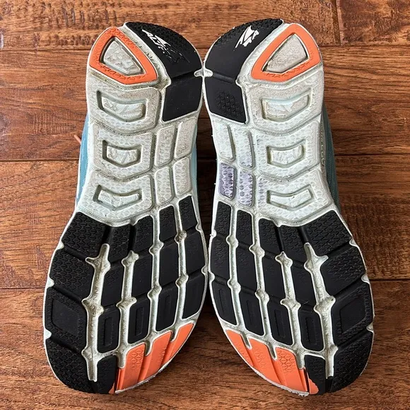 Altra Rivera Running Shoes Foot Shape Zero Drop Light Blue Womens Size 6.5
