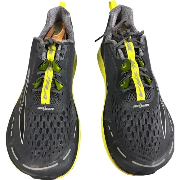 Altra Torin 4 Plush Men's Running Shoes Gray Yellow Foot Shape Size 11.5