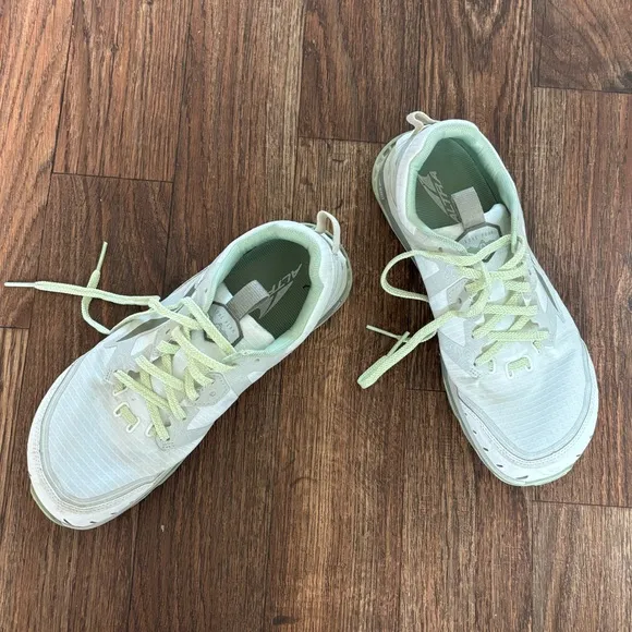 Altra Women's Lone Peak 6 AL0A548E130 White/Green Running Shoes Sneakers Size:11