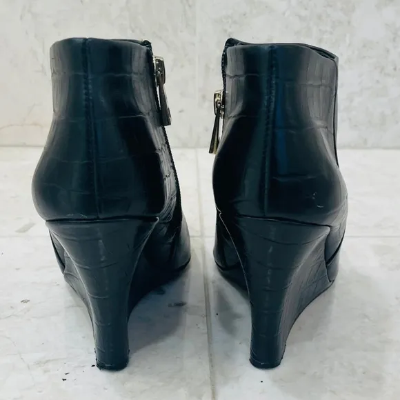 ANN TAYLOR {7.5} Black Leather Wedge Bootie Shoes Embossed &quot;Lottie&quot;