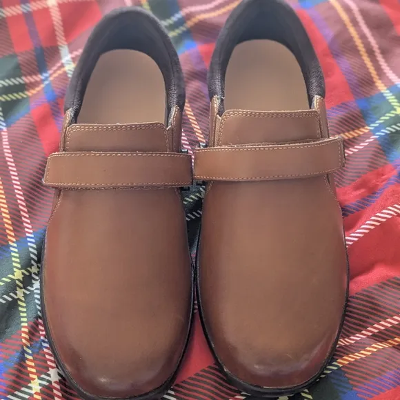 ANODYNE Womens's Brown Leather Shoes loafer NWOT Immaculate versatile comfy sz 8