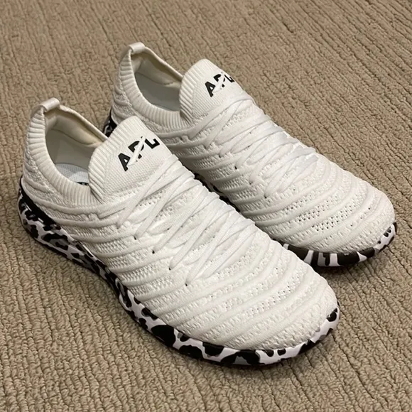 APL Techloom Wave Sneakers White Leopard SZ 11 NWT