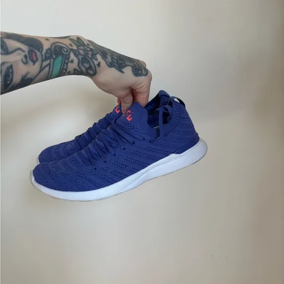 APL Women’s Techloom Wave Sneakers in Blue Haze