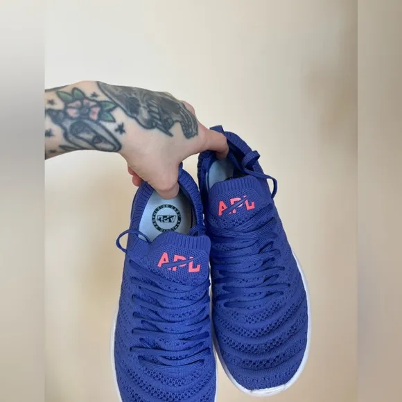 APL Women’s Techloom Wave Sneakers in Blue Haze