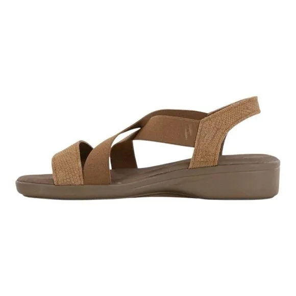 ARCOPEDICO Women’s Montery B76 Sandals in the Size 39/8-8.5 US in Snk Biscuit