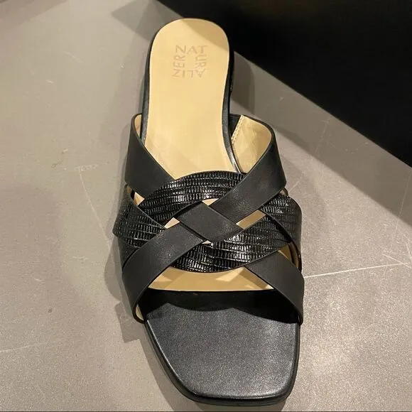 ASHFORD SLIDE SANDAL by Naturalizer