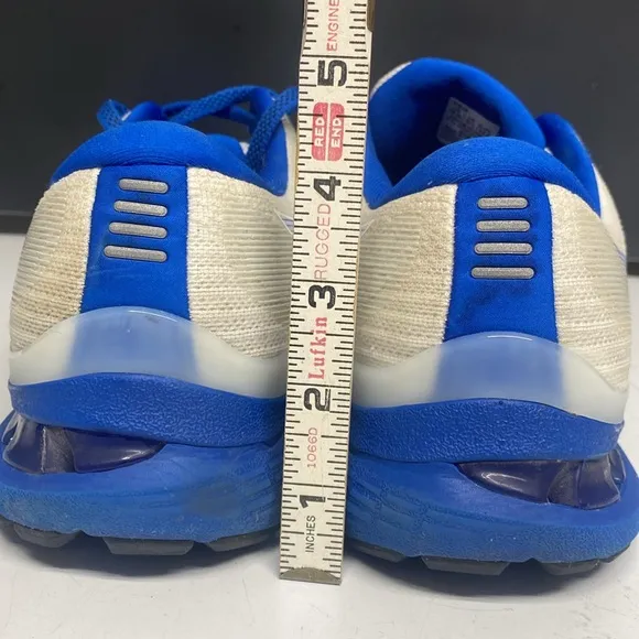 Asics Gel Kayano 28 Sneakers Size 10.5