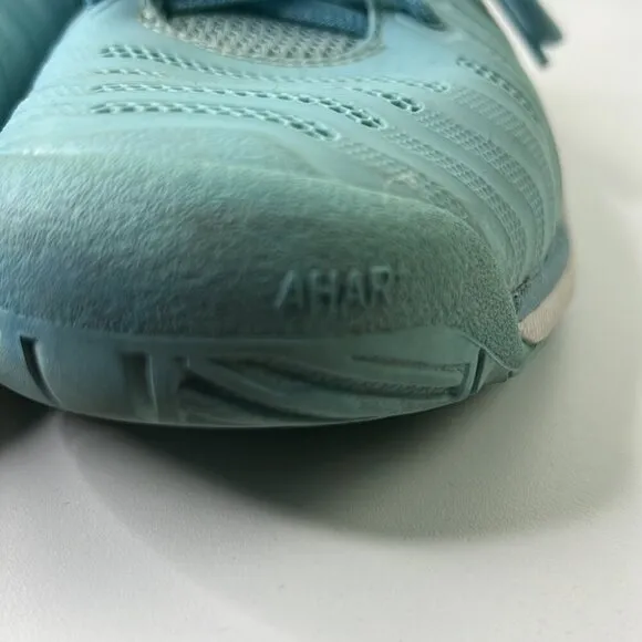 𝅺asics Gel  Resolution 7 Sneaker size 7 ½