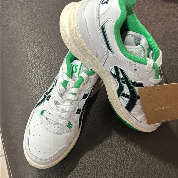 ASICS Kids' White and Green Sneakers NWT