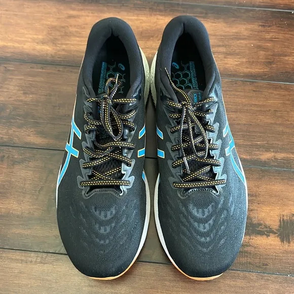 ASICS Men's GT-2000 11 Running Shoes Black/Sun Peach Men's 12.5 Like New