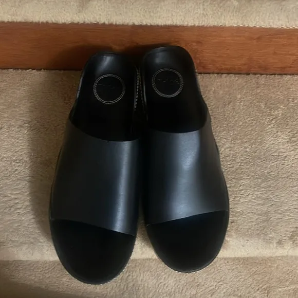 Authentic CHOLE Women’s Shoes Black Genuine Leather Platform Size 40 /9.…