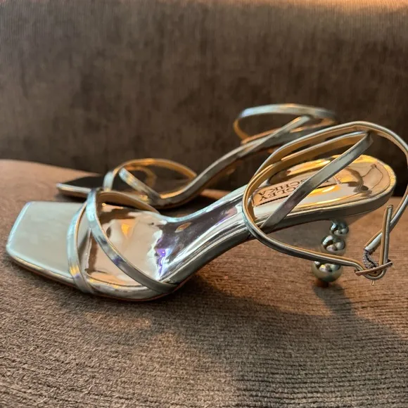 Badgley Mischka Callie Beaded Heel Sandal 7.5