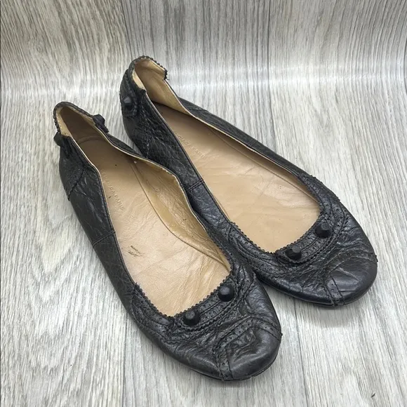 Balenciaga Black Leather Flat Black Shoes
