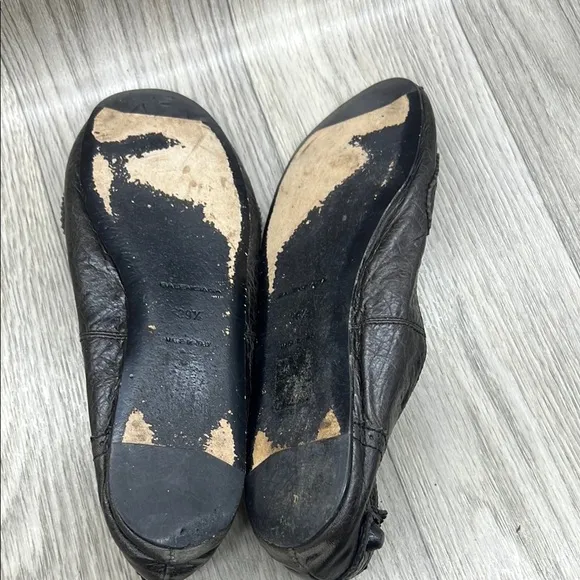 Balenciaga Black Leather Flat Black Shoes