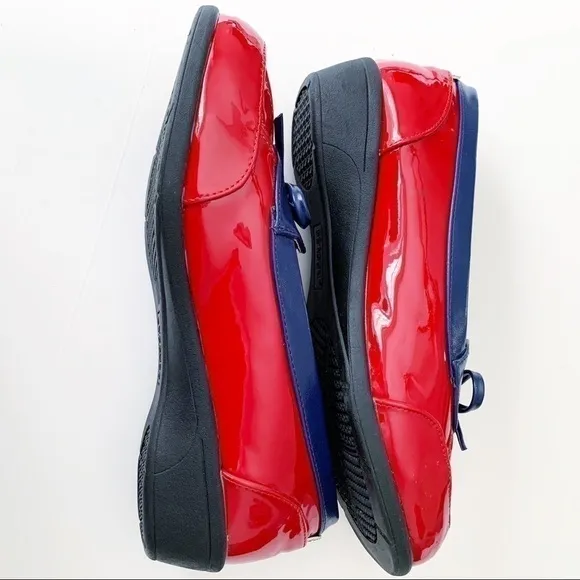 𝅺BEACON Rainy Day Duck Shoes NWOT Size 9